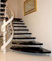 Freitragende Treppe Granit Barntrup
